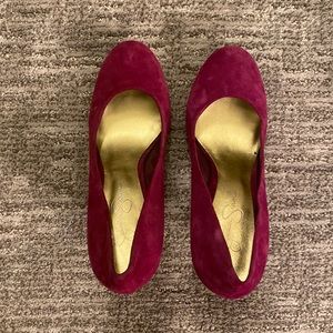JS Purple suede gold heel, 8.5B pump